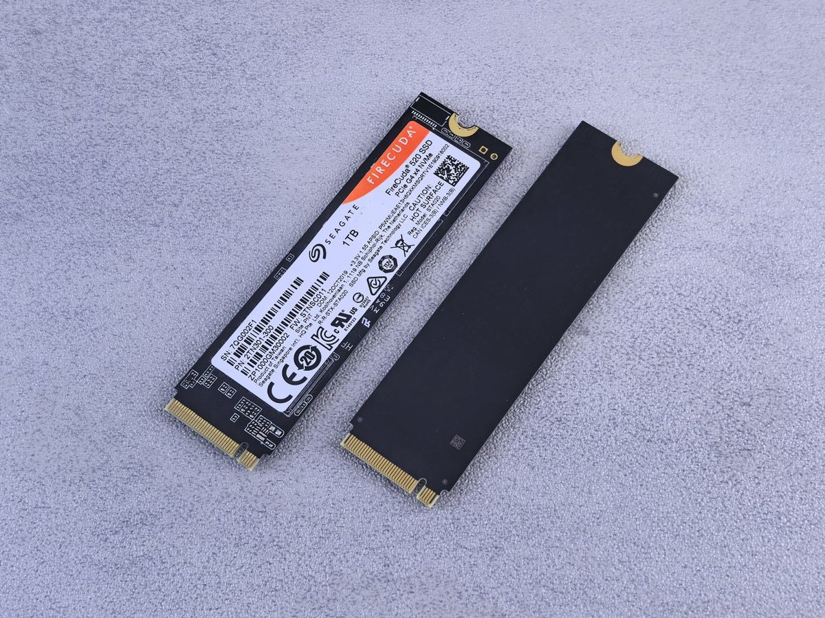 企业级SSD单季涨80%、30TB盘从3千涨到1.75万美元:AI把存储价格全带飞了
